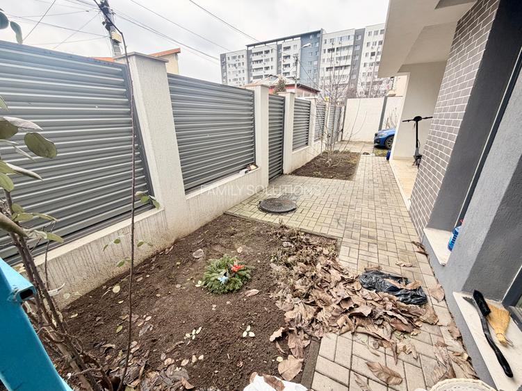 Casa moderna sector 4 P+1+Pod. 5 cam.Util 125mp. Terem 296mp - 37