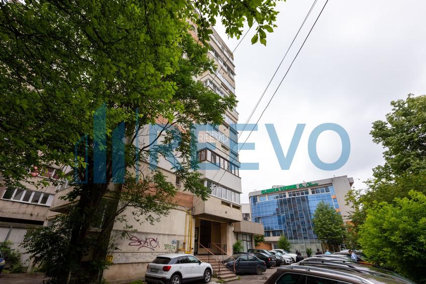 Apartament 4 camere, Ultracentral Bacau - 40