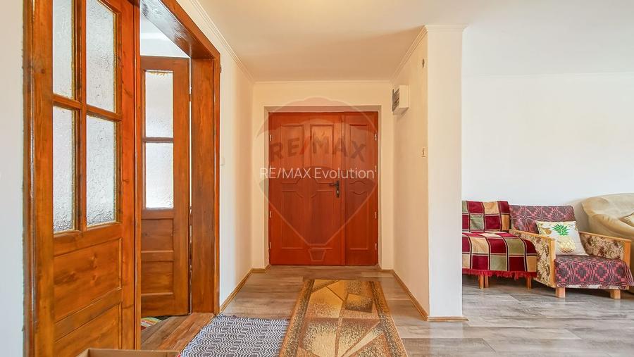 Casă autentică cu teren de 1310 mp, liniște și acces rapid către oraș - 12