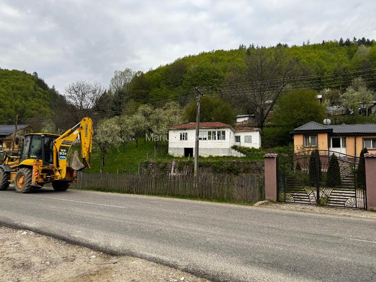 Teren intravilan 665mp cu constructie, com. Andreiașu, jud. Vrancea - 2