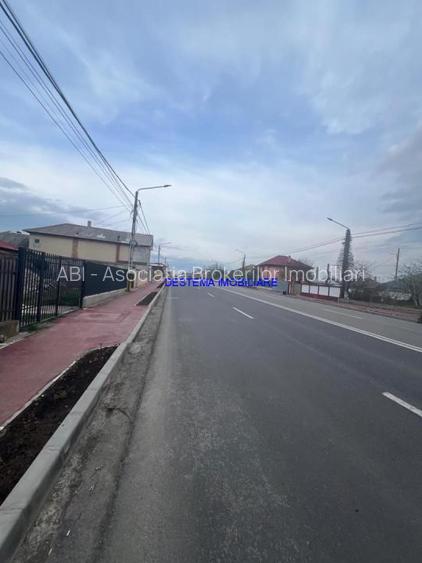 Valu lui Traian, teren la sosea, 292 mp - 6