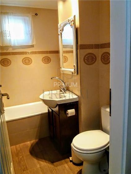 LIPOVEI - ETAJ 2 - BLOC IZOLAT - 3 CAMERE - 2 BAI - 2 BALCOANE - CENTRALA PROPRI - 9