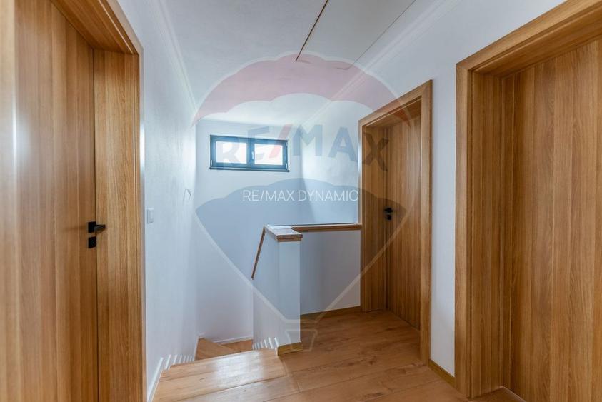 Casă elegantă și spațioasă – în complex privat, zona centrală Arad - 30