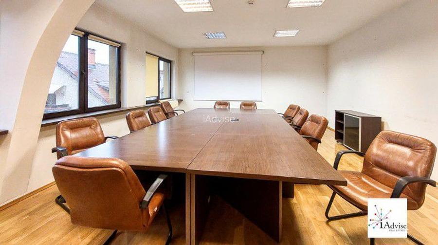 Cladire de Birouri de Vanzare-2000 mp - 12