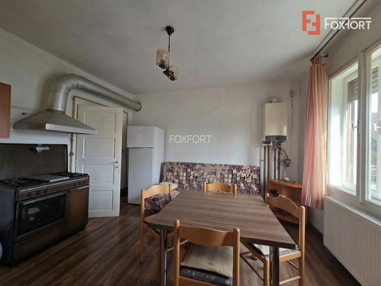 Casa de vanzare Parter + 2 Etaje |7camere | 350 mp utili | Zona UTA - 9