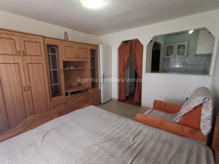 Garsoniere la strada zona Cornisa - 2