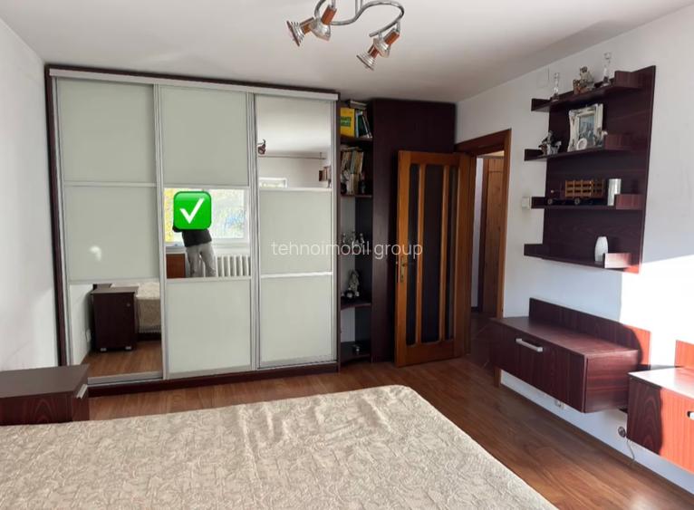 3 camere langa Hotel Vrancea- Etaj 2 - 3