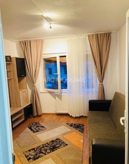 Apartament decomandat structura mare, zona Vlahuta - 4