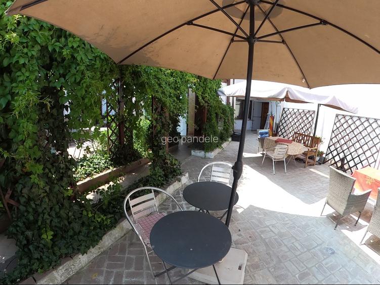 Vila Pensiune Apart Hotel Vanzare/Inchiriere Central str.Mihai Eminescu  - 13