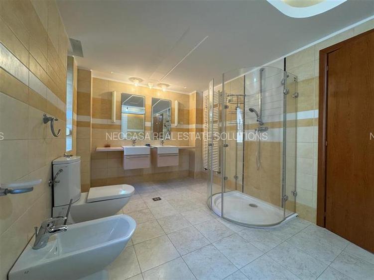 VILA IMPRESIONANTA LANGA PADURE // PISICINA INTERIOARA // TEREN 1700 MP - 25