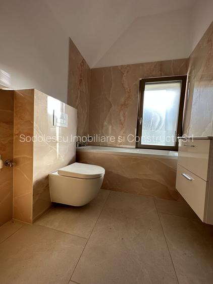 Casa cu 5 camere - Dumbravita - 13