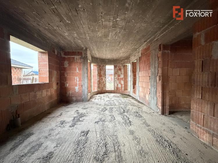 OPORTUNITATE - Casa individuala la rosu, teren de 851 mp in Peciu Nou - 5