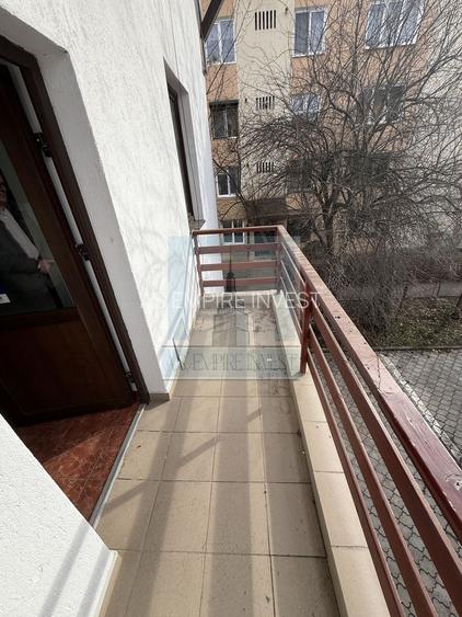 Apartament 2 camere decomandat - zona Centrul Civic - 9