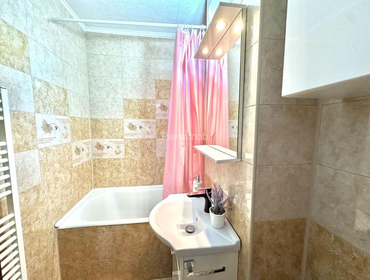 Vânzare apartament 3 camere mobilat,  parcare inclusă , Cartier Noua - 16