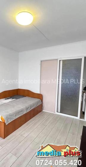 De vânzare: Garsonieră în zona Siderurgiștilor-Viaduct - 2