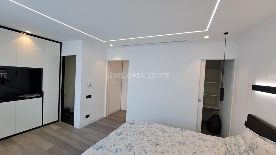APARTAMENT 4 CAMERE CU SCARA INTERIOARA TIP LOFT -ULTRA LUX - 52
