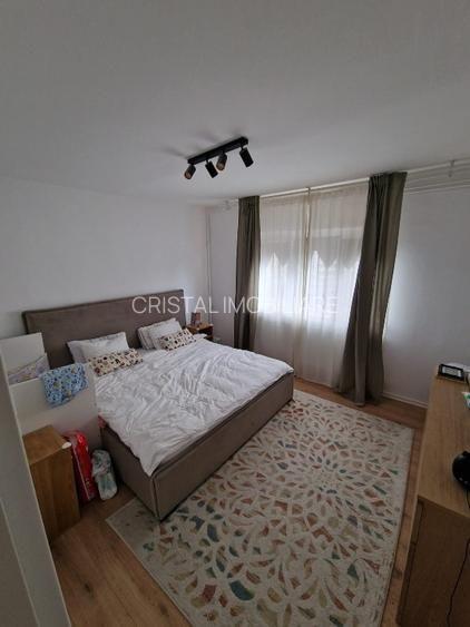 Vanzare Apartament 4 Camere Adiacent Nerva Traian - Centrala Proprie - 3