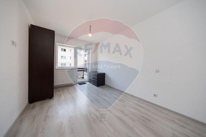 Apartament spatios 3 camere de vanzare in Subcetate - 3