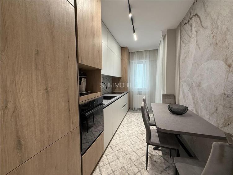 2 CAM , CENTRU PODU ROS PALAS , UNIREA TOWERS, LUX, PRIMA INCHIRIERE - 6