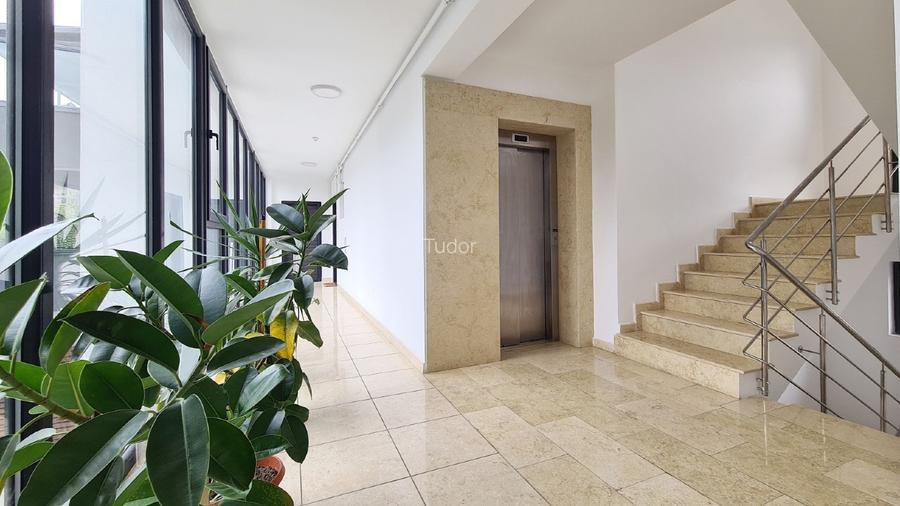 Apartament de închiriat  - 2