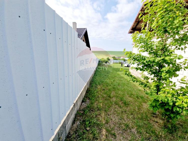 Casă spațioasă S+P+1E+M și teren generos 1664 mp - 30