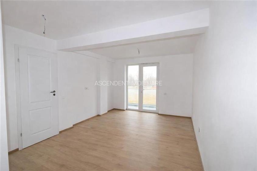 Vila calitativa, luminoasa linie, incalzire pardoseala, utilitati, Sanpetru, Bra - 14
