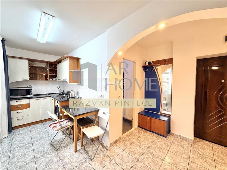 Garsoniera spatioasa cu terasa 20 mp, ultracentral Catedrala, Ploiesti - 8