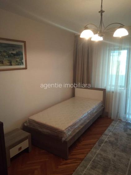 Bulevardul mamaia -spitalul militar 3camere centrala - 2