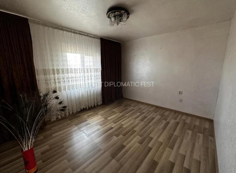 Jilava -Primarie- Vila P+1+M-6 CAM-sup 275 MP -pret 168000 EURO - 2