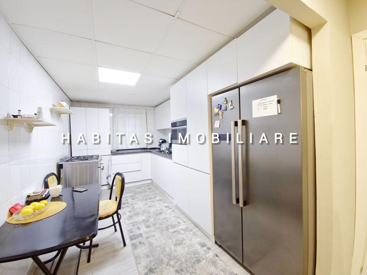 Apartament cu 4 camere, etaj 1, recent renovat, cartierul Manastur