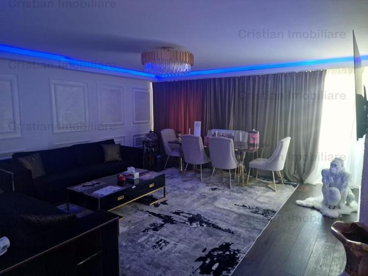 IMENS !! ULTRACENTRAL SUPER apartament 3 cam 120 mp MOBILAT UTILAT