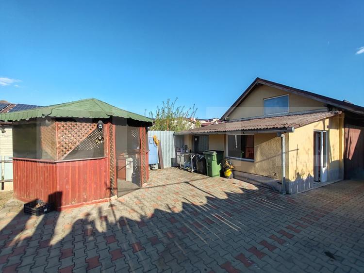 Casa individuala, 4 camere, 120 mp + 500 mp teren - Intre Lacuri