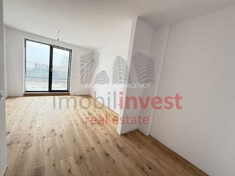 Apartament 4 camere de vanzare Pipera in bloc cu vedere la lac - 16