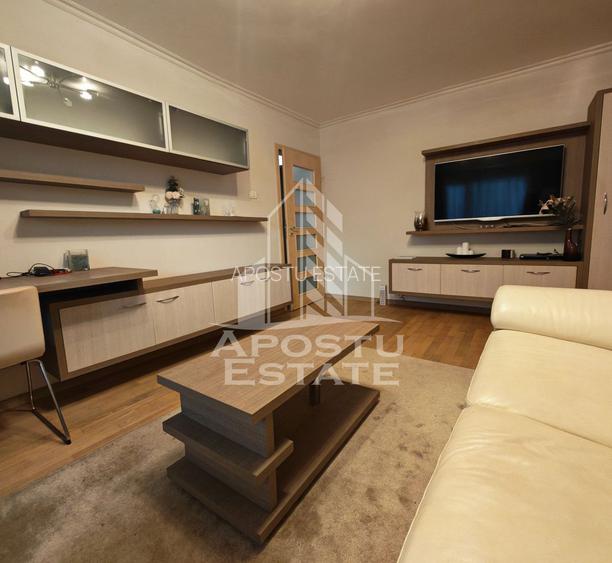 Apartament cu 3 camere si 2 bai, complet renovat, zona Aradului - 4