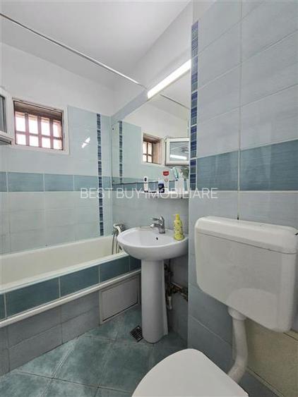 AP.4 CAM.DECOM 2 BAI SECTOR 1 CALEA GRIVITEI METROU GRIVITA - 27