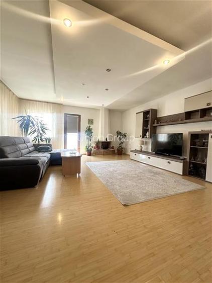 Casa S+P+1E cu Teren de 854 mp, Pretabila pentru Doua Familii - 4