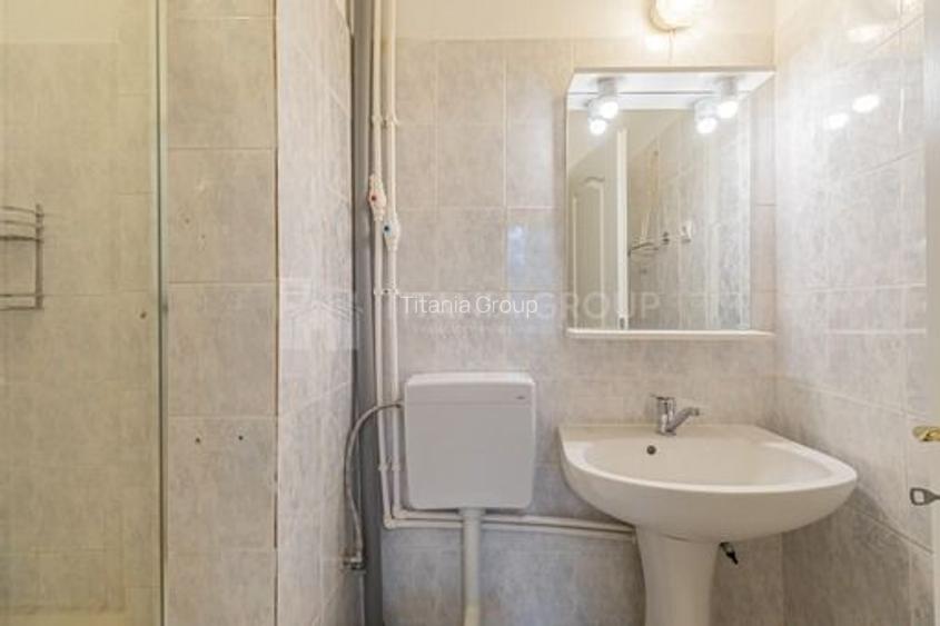 Vila in Poiana Brasov cu teren generos 1600mp, 2 corpuri, comision 0 - 18