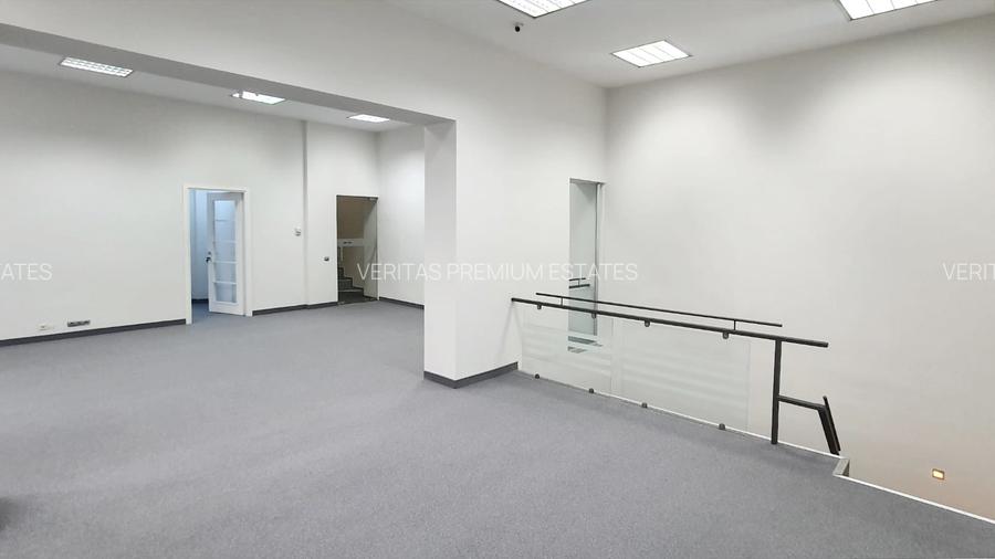 Vila cu prestanta zona Capitale Guvern, renovata integral, lift, parcare proprie - 8