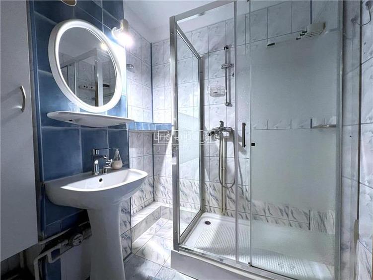 Apartament 2 camere, 56mp, Decomandat, cu Parcare, Centrul Civic - 8