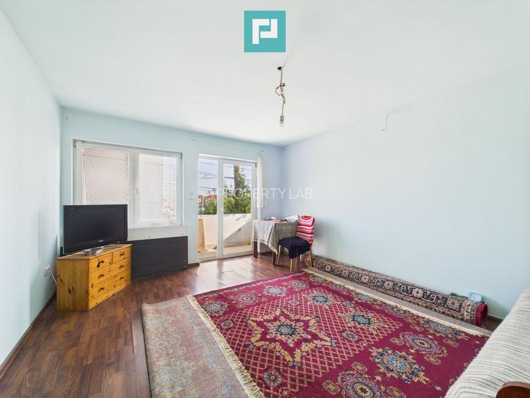 Casă P+E+M în zona Mehala pe arteră principală - 13