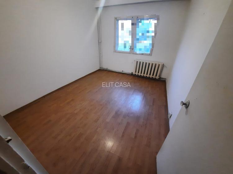 Apartament cu 3 camere decomandat, zona Cug - 5