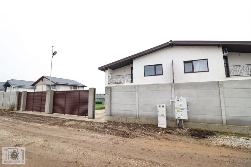 Soluție Locativă pentru Firme: Vilă cu Capacitate Mare în Ciorogarla - 24