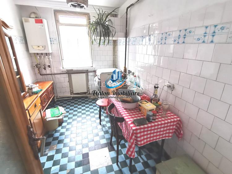 Apartament 2 camere decomandat, etaj 2, Carrefour Precista - 3