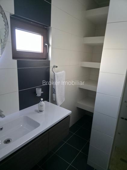 Vila spatioasa in Mamaia Nord, aproape de plaja, curte mare & 2 terase - 19