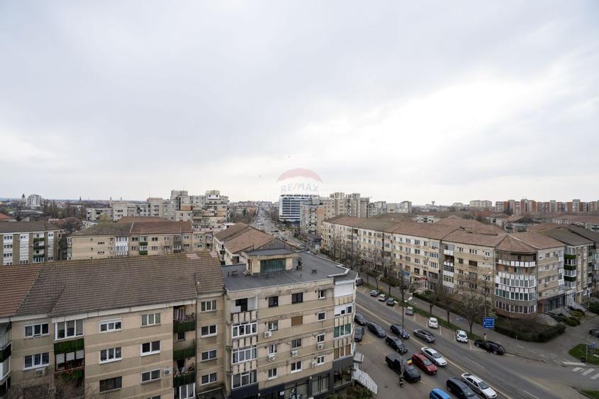 De vânzare apartament cu 4 camere, Bulevardul Decebal - 2