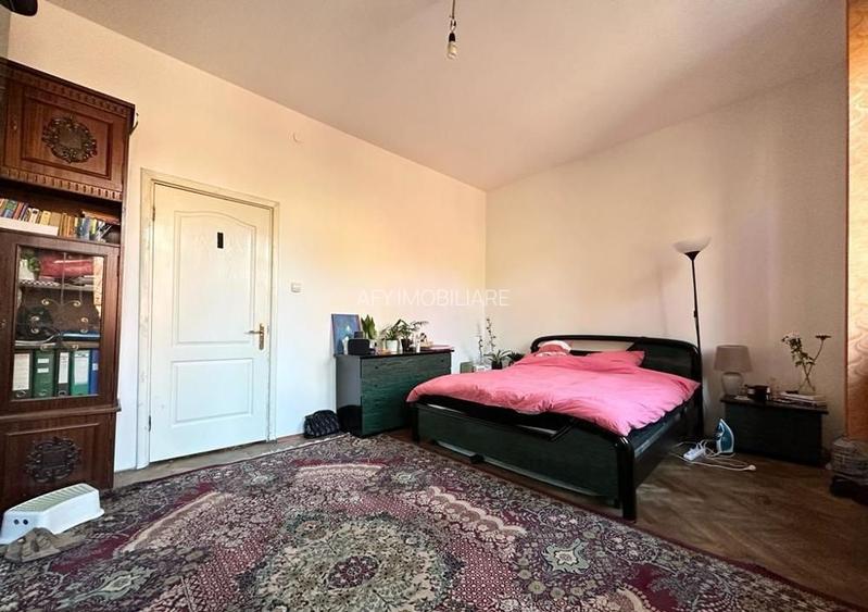 De vanzare Apartament 2 camere in vilă, Unirii - Universitate - 3