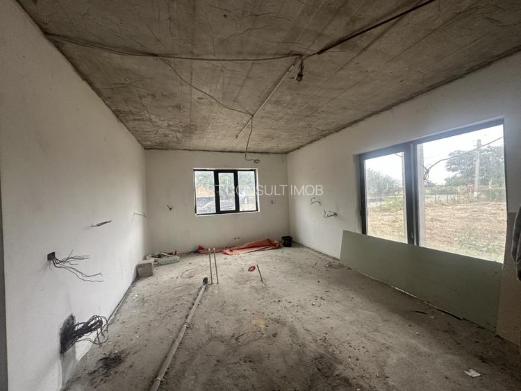  Casa la rosu cu teren 1248 mp | Misleanu, Ialomita | Comision  Cumparator 0 | - 7