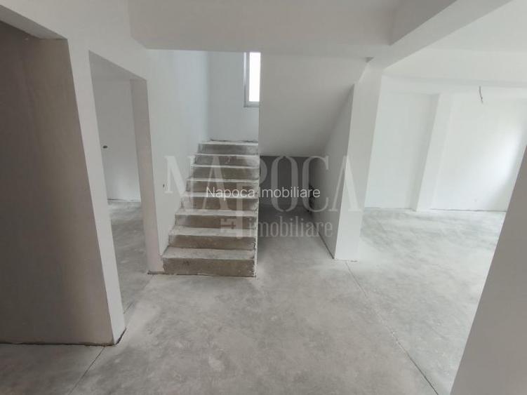 Casa 5 camere de vanzare in Dezmir - 5