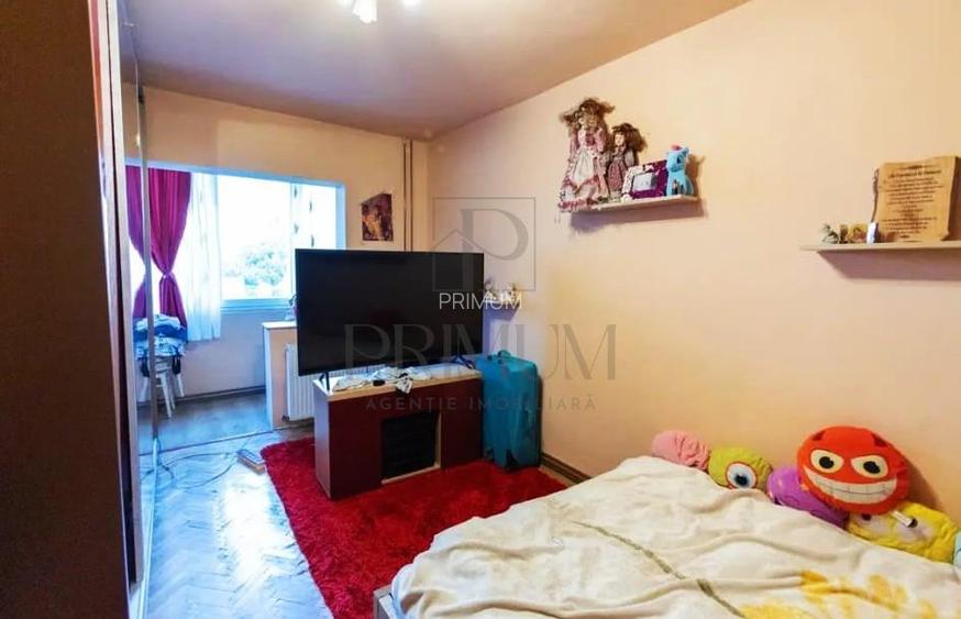 BUCOVINA - ETAJ 2 - DECOMANDAT - 3 CAMERE - 2 BAI - 2 BALCOANE - CENTRALA PROPRI - 4