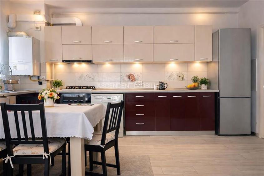 Apartament trei camere, decomandat, etaj2, Maurer Tractorul, Brasov - 3